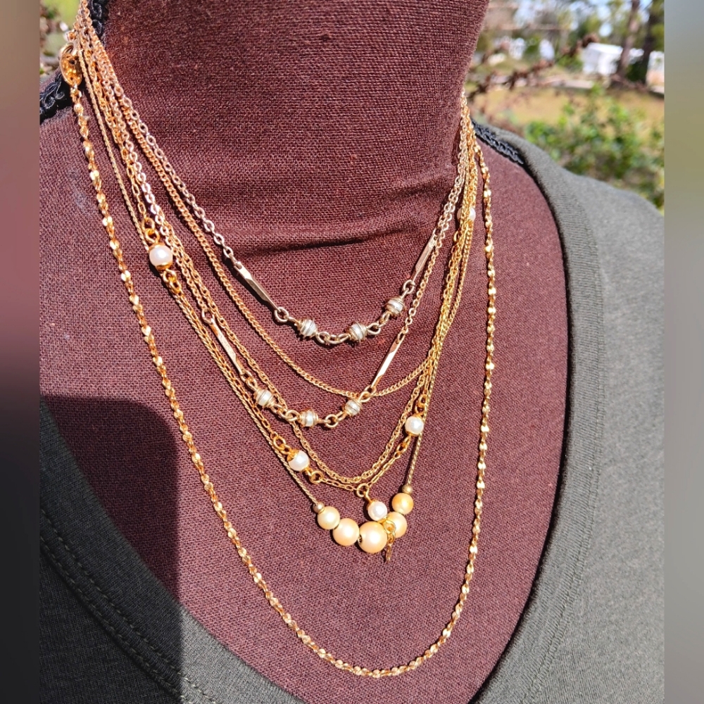 Avon Gold Tone Pearl Necklace lot - Picture 1 of 6
